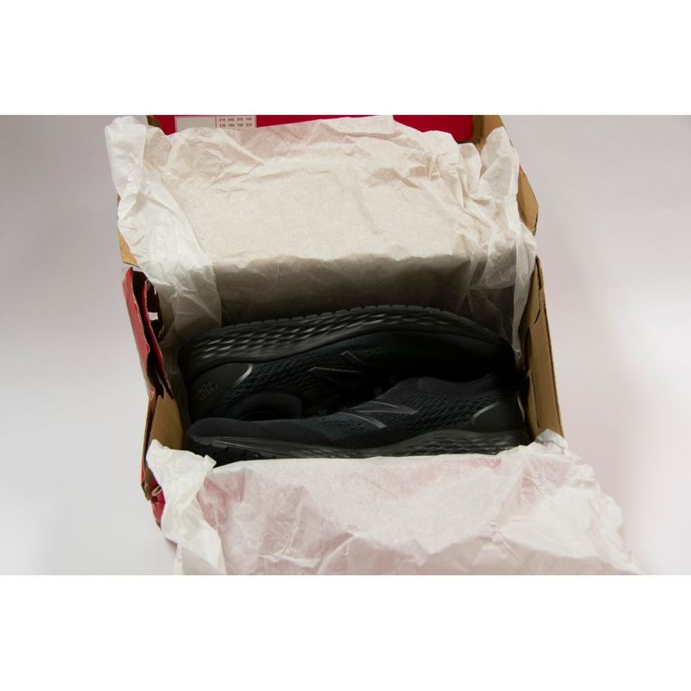 New Balance Fresh Foam Arishi V3 Black/Lead US Men's 9 D - Picture 10 of 12